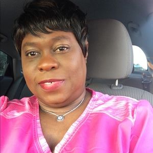 Meet your Posher, Bella